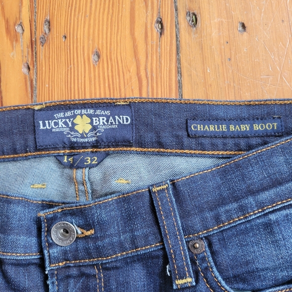 VGUC Lucky Brand Jeans Size 14/32. Short length (29" inseam). Charlie Baby Boot. - Picture 2 of 5